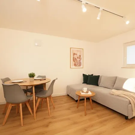 Ursovia By Vaya Διαμέρισμα *