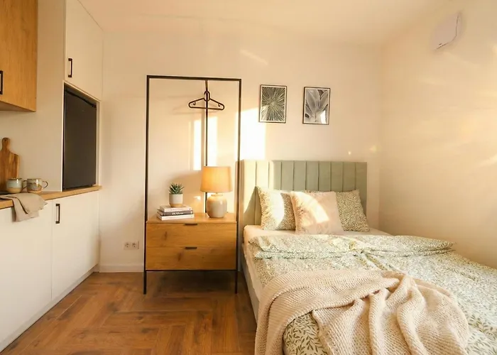 Ursovia By Vaya ワルシャワ